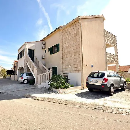 Apartment Anka Bol