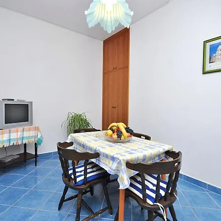 Apartment Anka Bol